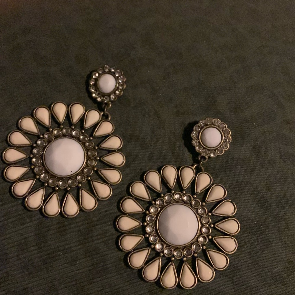 Chic Cream Floral Drop Earrings